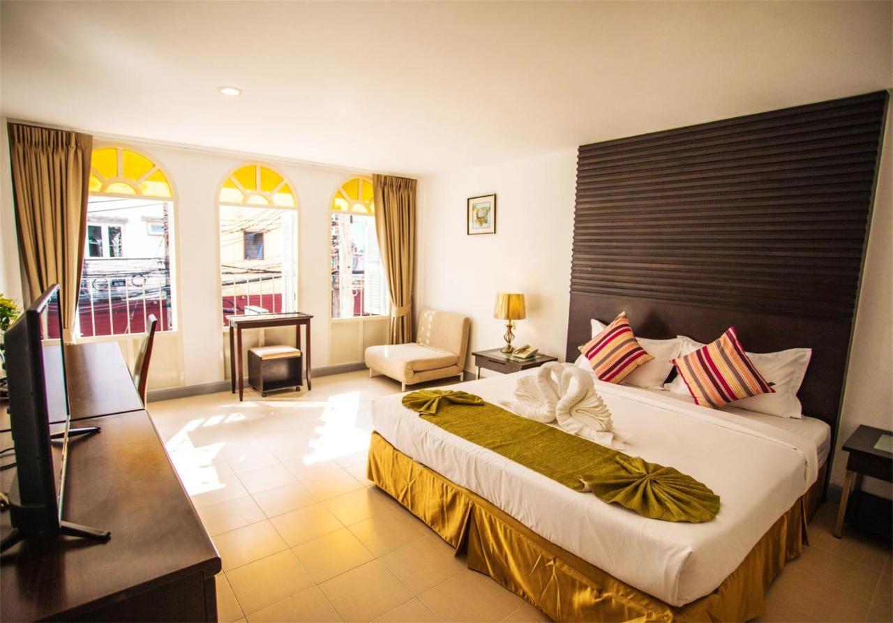 Sino House Patong Hotel Exterior photo